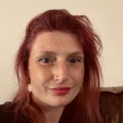 helderziende Yasmijn- Hoi lieve mensen, ik ben medium Yasmijn en ik help je graag. Samen met mijn kaarten en gevoel help ik je met al je vragen over de liefde en andere dingen waar u in vast loopt in het leven.  Ook voor vragen die opvoeding gerelateerd zijn kan ik je helpen. Veel liefs, Yasmijn. Helderzienden hulplijn waar een helderziende je via telefoon of e-mail live antwoord kan geven over je toekomst, je verleden, relaties,... Bel nu met Helderzienden.